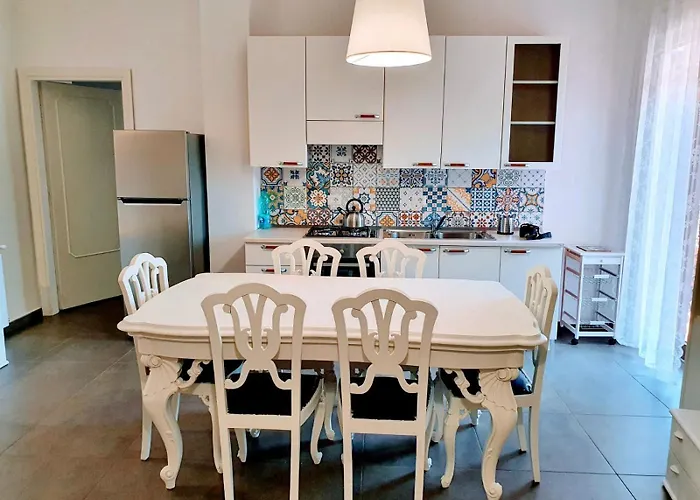 Le Sorelle Apartment *